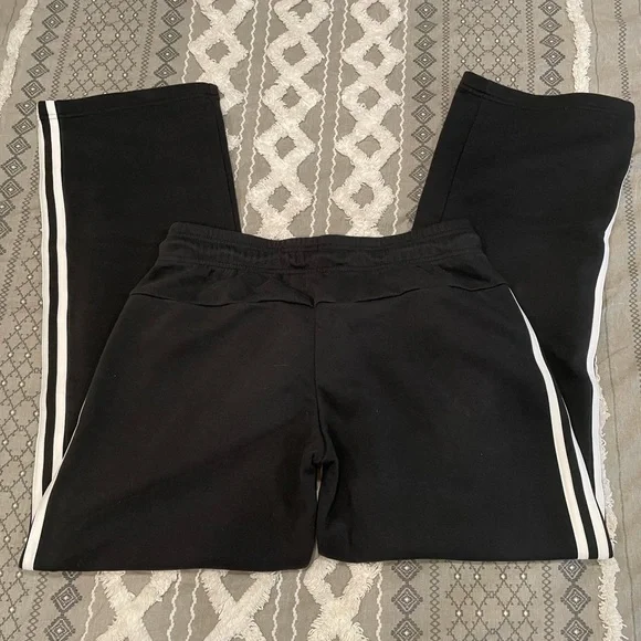 Adidas Women’s Black 3-Stripe Open-Leg Fleece Sweatpants Size M - Picture 2 of 10